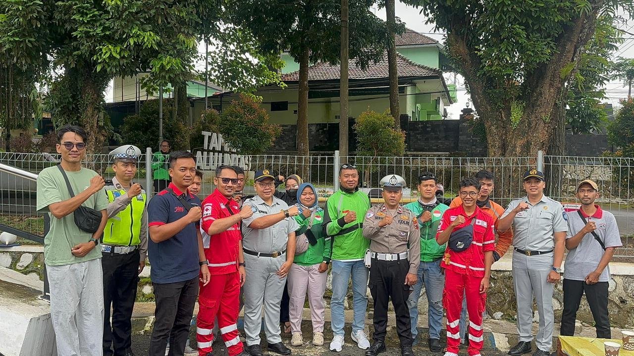 Jasa Raharja Jawa Tengah Bekali Komunitas Ojol Salatiga Keterampilan PPGD