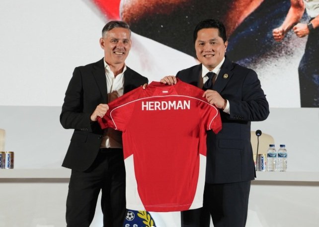 John Herdman Resmi Diperkenalkan sebagai Pelatih Timnas Indonesia