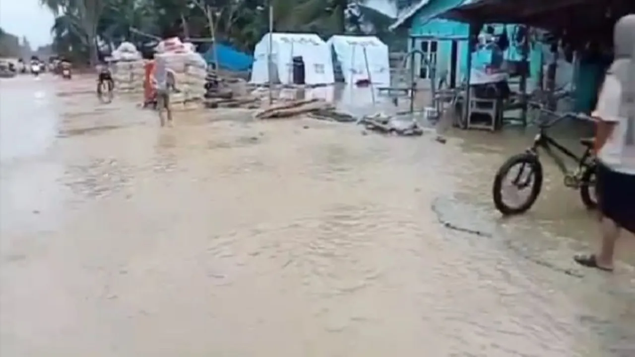 Tanggul Jebol: Banjir Susulan Landa Aceh Tamiang, Warga Kembali Mengungsi